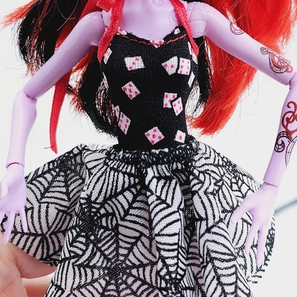 Monster High Operetta Dance Class Doll - Picture 8 of 8